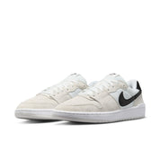 Code 58 - White/Summit White/Black