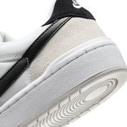 Code 58 - White/Summit White/Black