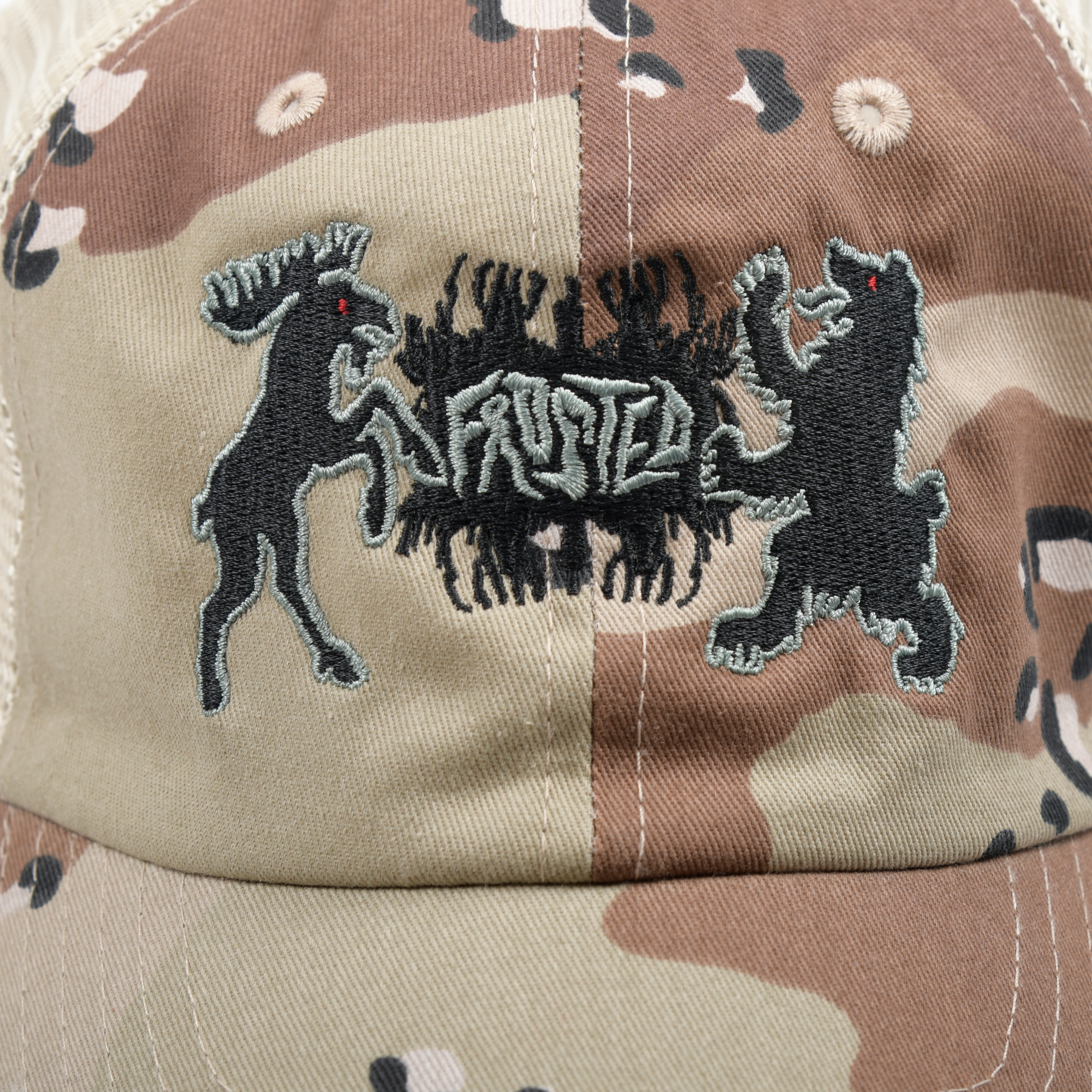 HuntTruckerMeshCap-DesertCamo2.png