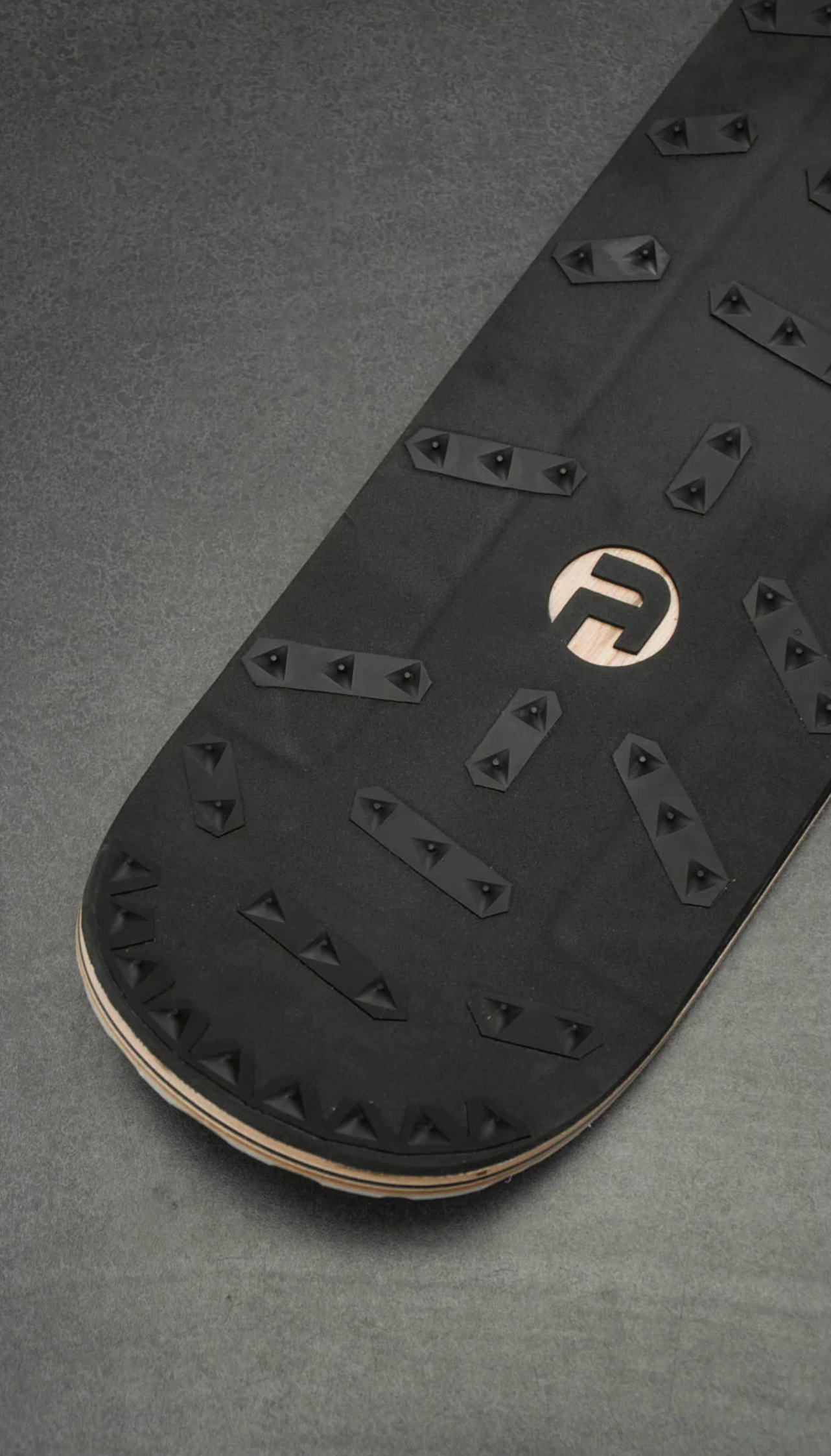 Prism Studded Grip - Black