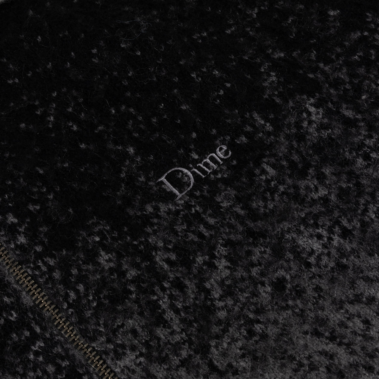 TOPS_FA26D1_MOHAIRKNIT_BLACK_DETAIL_01.jpg