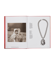 Pharrell : Carbone, pression et temps : un livre de bijoux
